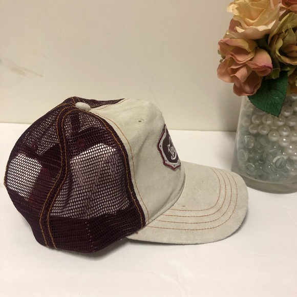 NWOT  Limited Von Dutch hat - Picture 2 of 4